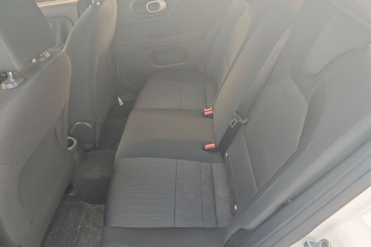 名爵3 2014款 1.3L 手动舒适版中控内饰7004