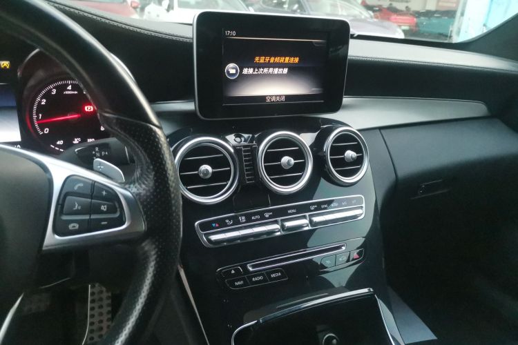 奔驰C级(进口) 2017款 C 200 4MATIC 轿跑版局部细节16