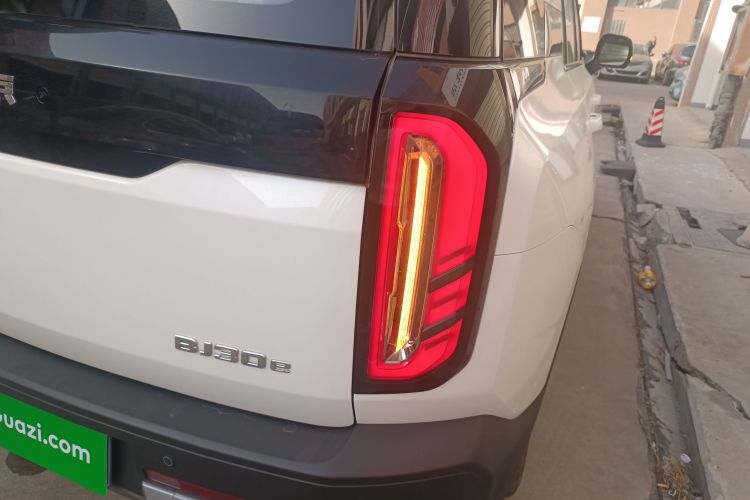 北京BJ30 2024款 1.5T 魔核电驱进阶版车身外观9