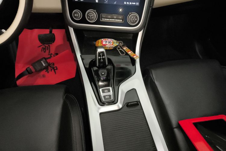 领克01 2019款 2.0T 两驱耀Pro版 国VI局部细节18