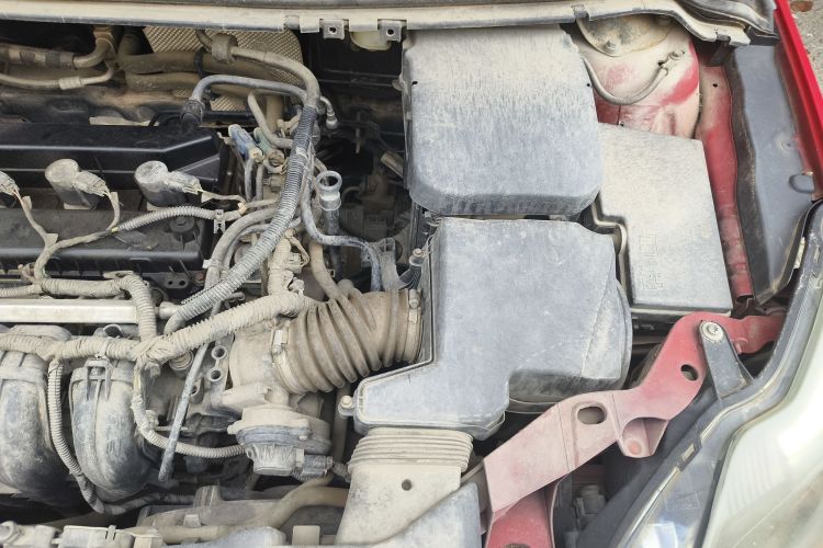 福特 福克斯 2013款 两厢经典 1.8L 自动基本型局部细节9007