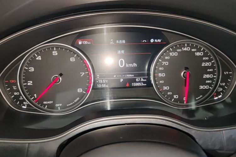 奥迪A6L 2018款 30周年年型 45 TFSI quattro 运动型中控内饰14