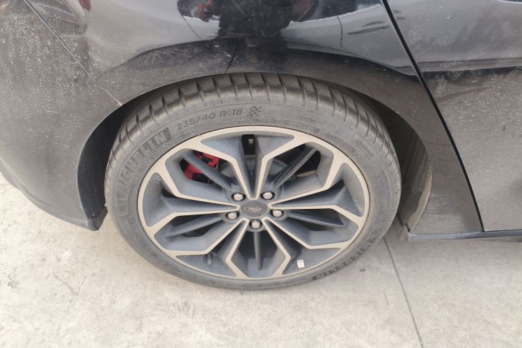 福特 福克斯 2021款 两厢 EcoBoost 180 自动ST Line车身外观6008