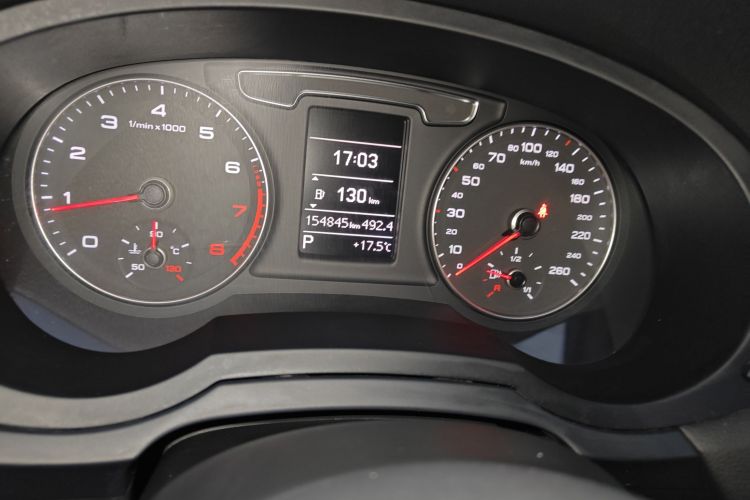 奥迪Q3 2017款 30 TFSI 风尚型局部细节14