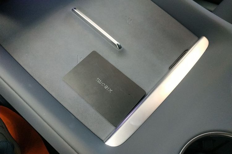 小米汽车 小米YU7 2025款 超长续航后驱版中控内饰7001