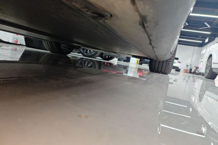 特斯拉 Model Y 2024款 Performance高性能版局部细节9001