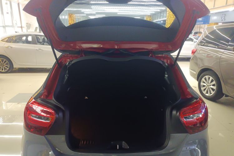 奔驰A级(进口) 2017款 A 180局部细节23