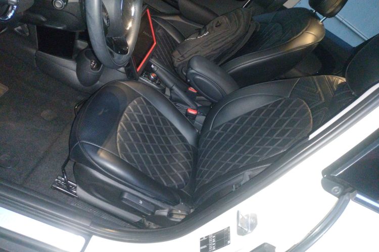 MINI 2019款 1.5T ONE PLUS 五门版局部细节19