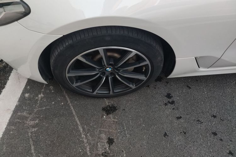 宝马6系GT 2021款 改款 630i 豪华设计套装车身外观6006