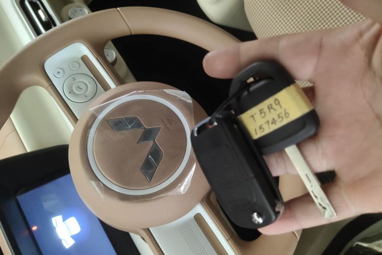 五菱汽车 宏光MINIEV 2024款 第三代 215km 青春版中控内饰11