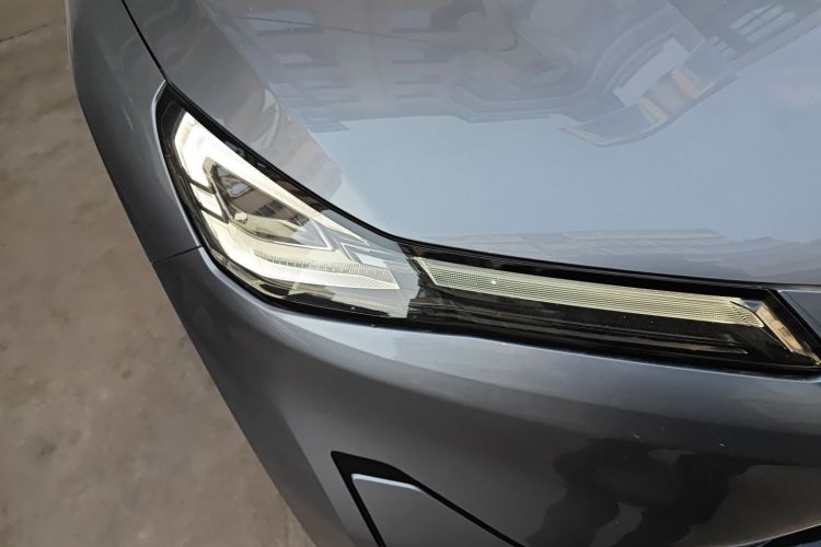 深蓝汽车 深蓝S05 2024款 510Max纯电版车身外观8