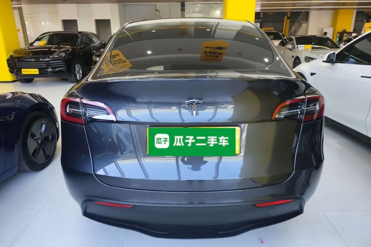 特斯拉 Model Y 2024款 后轮驱动版车身外观6004