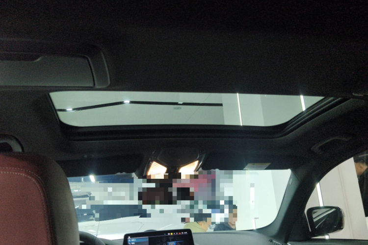 宝马5系新能源 2022款 改款 535Le M运动套装中控内饰22