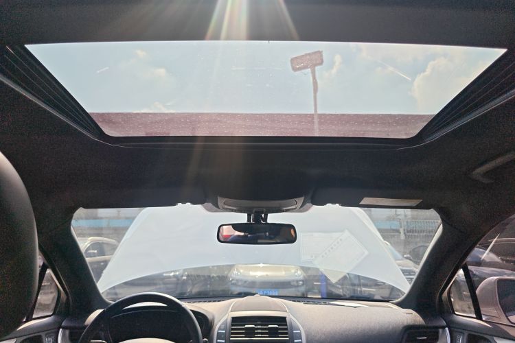 林肯MKC 2019款 2.0T 两驱尊享版 国V中控内饰22