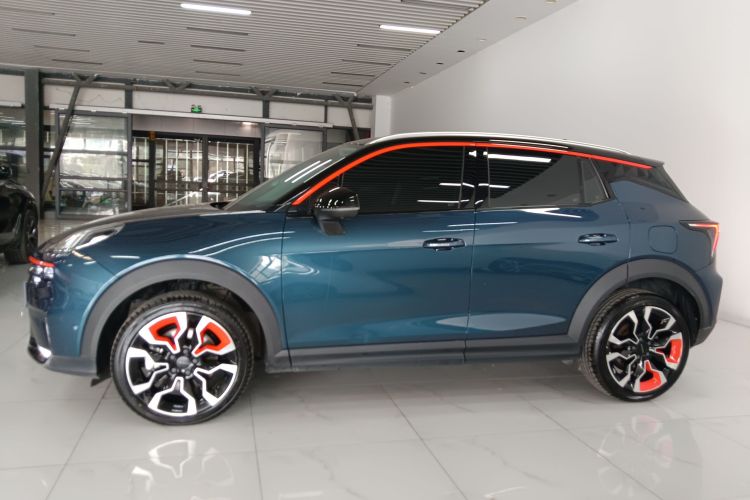 领克06 2020款 1.5T 耀Halo车身外观4