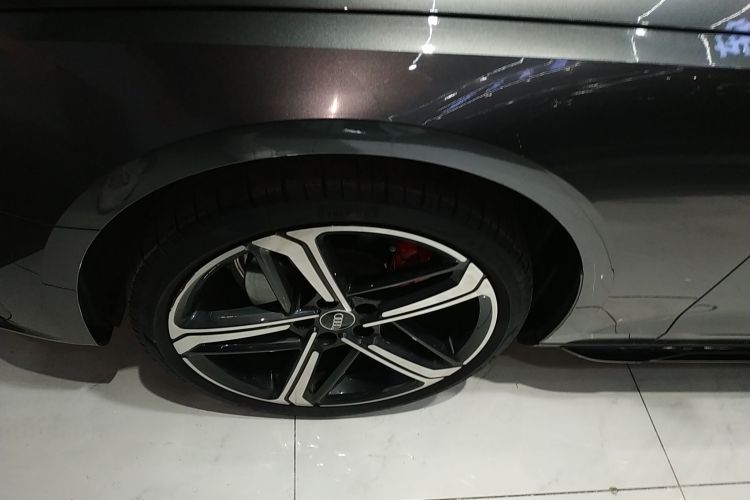 奥迪A4L 2024款 40 TFSI 豪华动感型车身外观6007