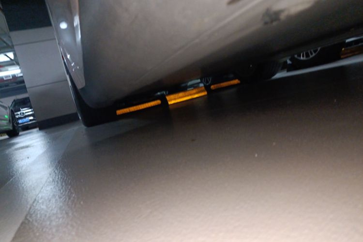 特斯拉 Model Y 2022款 后轮驱动版局部细节9002