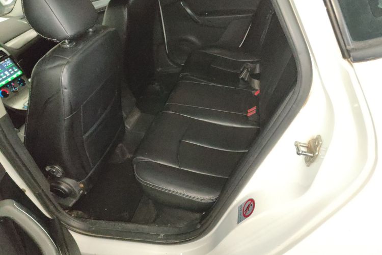 中华H530 2017款 1.6L 手动舒适型中控内饰7004