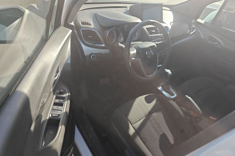 别克 昂科拉 2015款 1.4T 自动两驱都市精英型中控内饰20