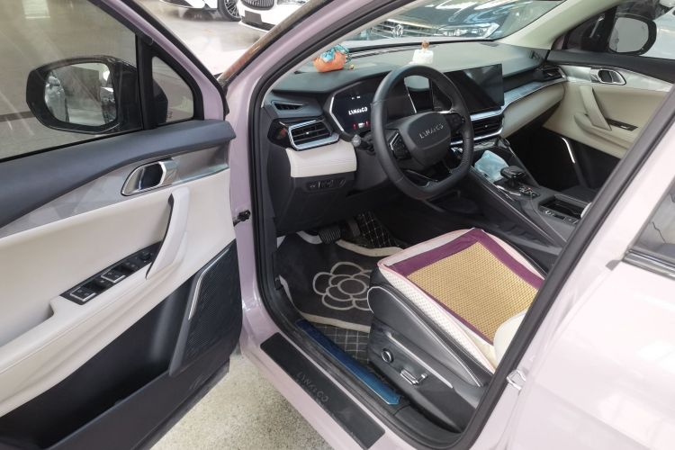 领克06 2023款 Remix 1.5T Shero中控内饰20