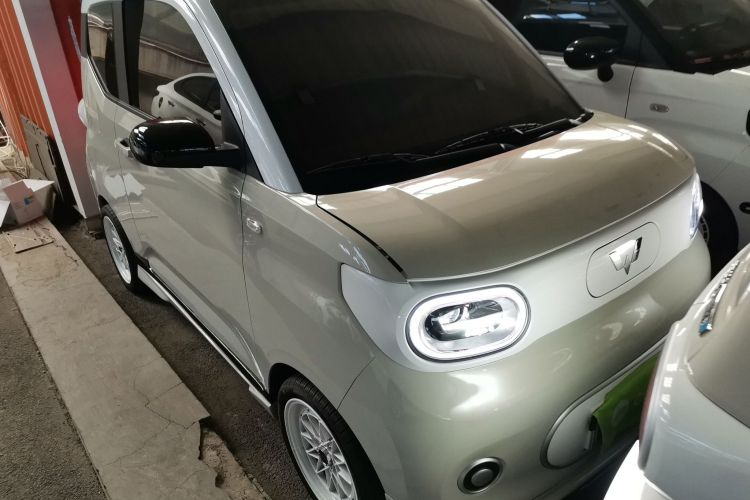 五菱汽车 宏光MINIEV 2024款 第三代 215km 青春版车身外观3