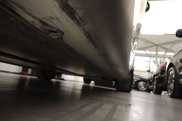 特斯拉 Model Y 2021款 标准续航后驱版局部细节9001