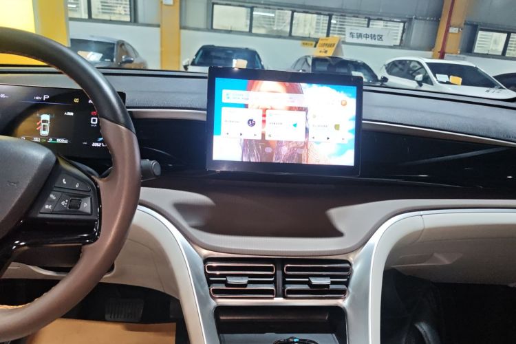 比亚迪 宋Pro新能源 2023款 冠军版 DM-i 71KM领先型中控内饰16