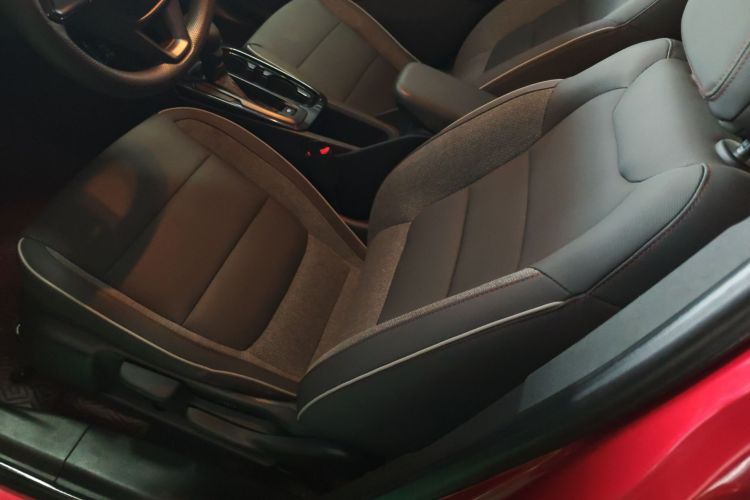 雪佛兰 创界 2019款 435T Redline CVT两驱驰锐版 国VI中控内饰19