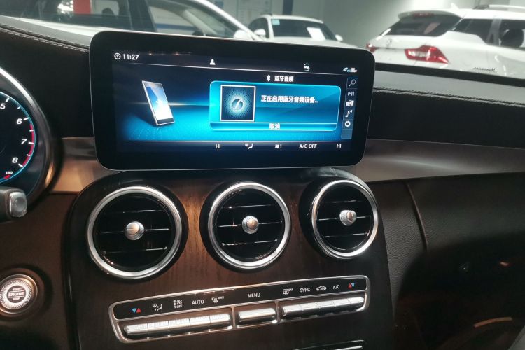 奔驰C级 2020款 改款 C 200 L 时尚型运动版中控内饰16