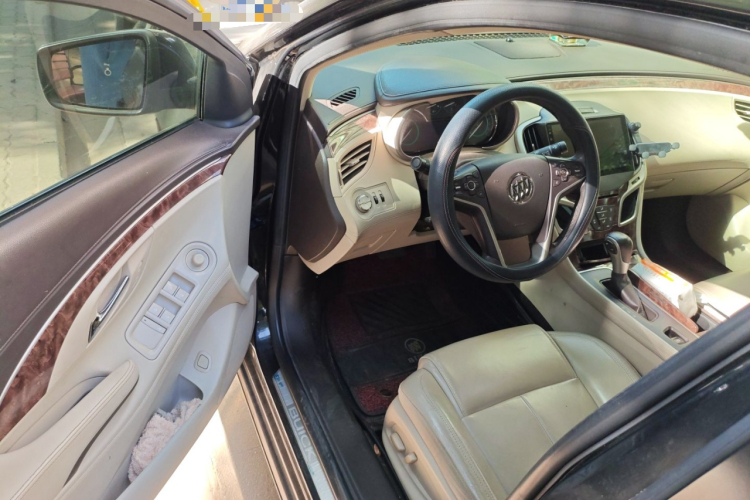 别克 君越 2013款 2.4L SIDI领先舒适型中控内饰7003