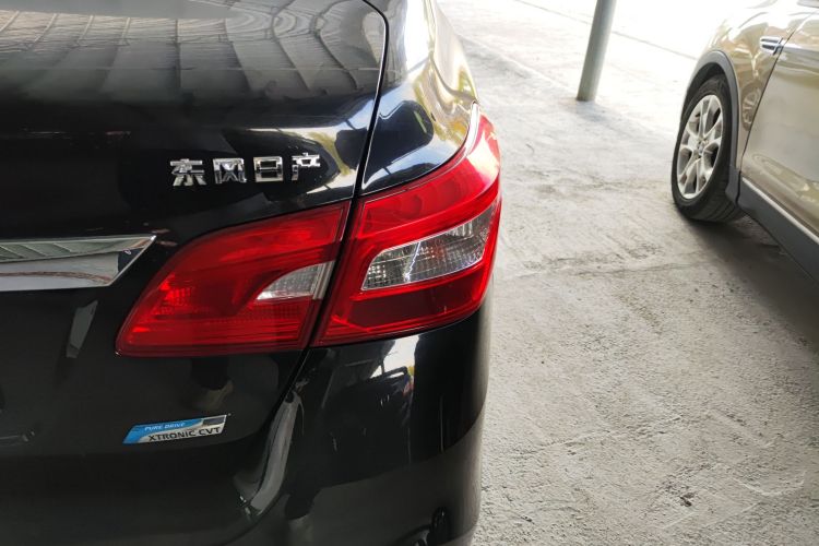 日产 轩逸 2016款 1.6XV CVT智享版车身外观9