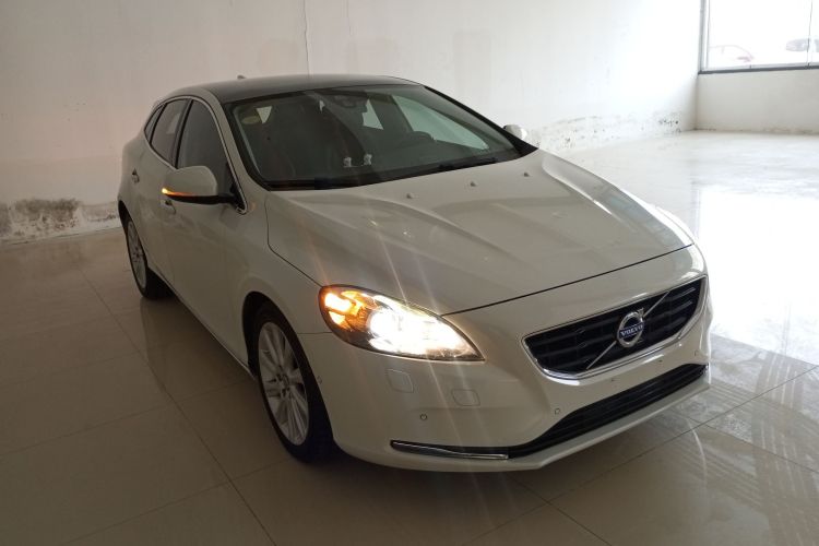 沃尔沃V40 2015款 1.6T 智雅版车身外观6002