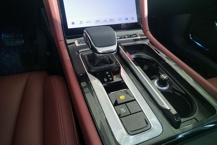 红旗H5 2024款 1.5T DCT智联旗韵版中控内饰18