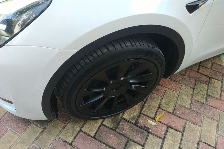 特斯拉 Model Y 2022款 改款 后轮驱动版车身外观6007