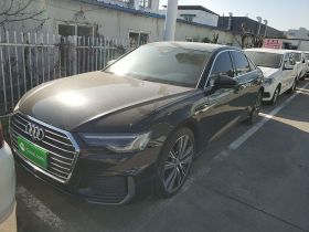奥迪A6L 2021款 45 TFSI quattro 臻选动感型