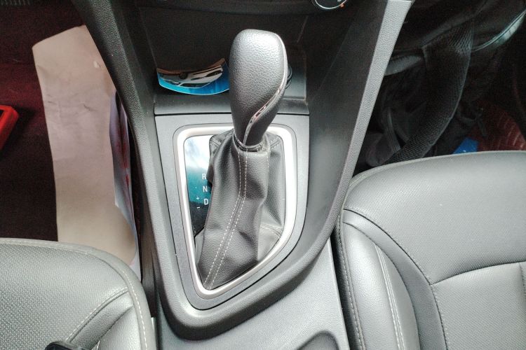 别克 英朗 2021款 改款 典范 1.5L 自动精英型中控内饰18