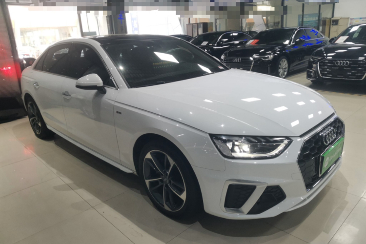 奥迪A4L 2020款 40 TFSI 时尚动感型车身外观3