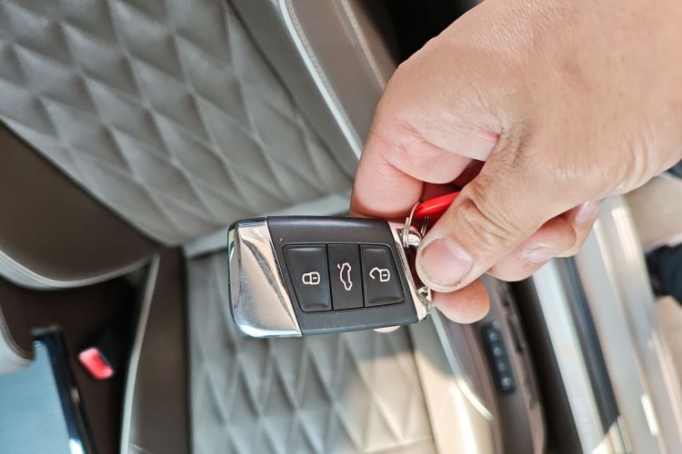 大众 帕萨特 2019款 380TSI 豪华版 国VI中控内饰11