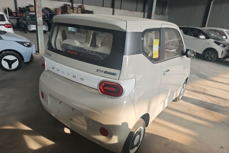 五菱汽车 宏光MINIEV 2024款 第三代 215km 青春版车身外观6005