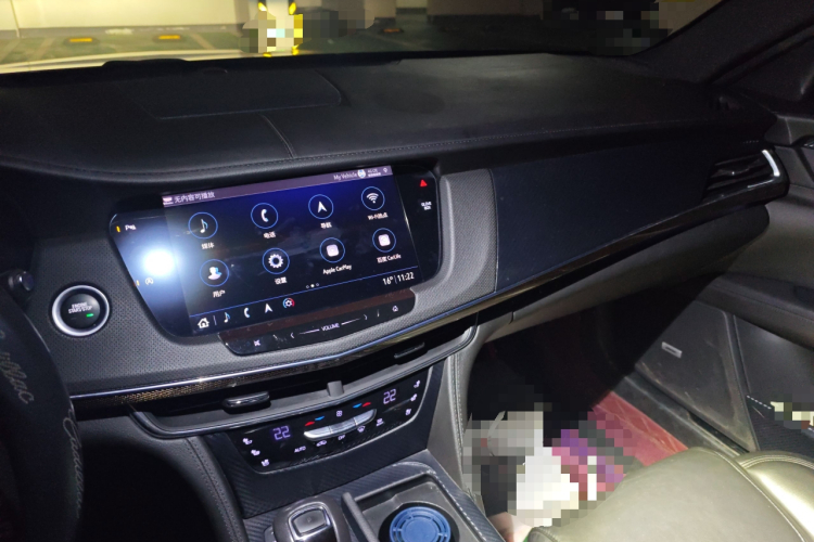 凯迪拉克CT6 2019款 28T 豪华型中控内饰16