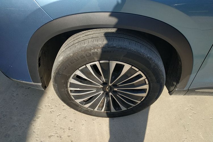 奇瑞 瑞虎8 PLUS C-DM 2025款 1.5T 116km 尊贵型 5座车身外观6007