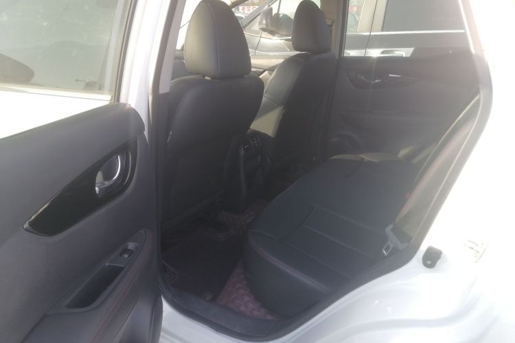 日产 逍客 2022款 2.0L CVT XV智享版中控内饰7004