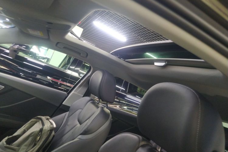 奥迪Q2L 2022款 35 TFSI 时尚动感型中控内饰22