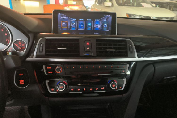 宝马3系 2017款 320Li 时尚型局部细节16