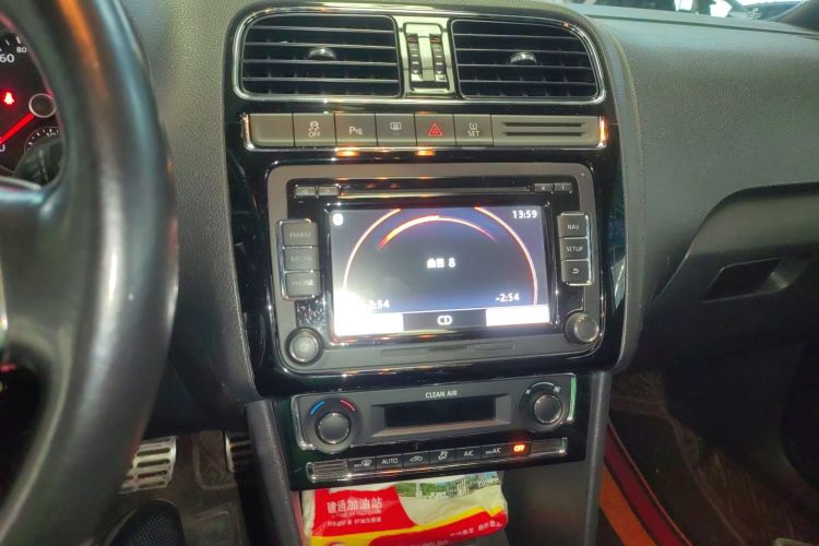 大众 Polo 2016款 1.4TSI GTI中控内饰16