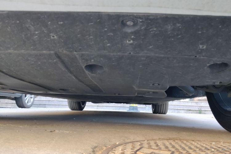 小鹏G9 2022款 650 性能版Pro局部细节9008