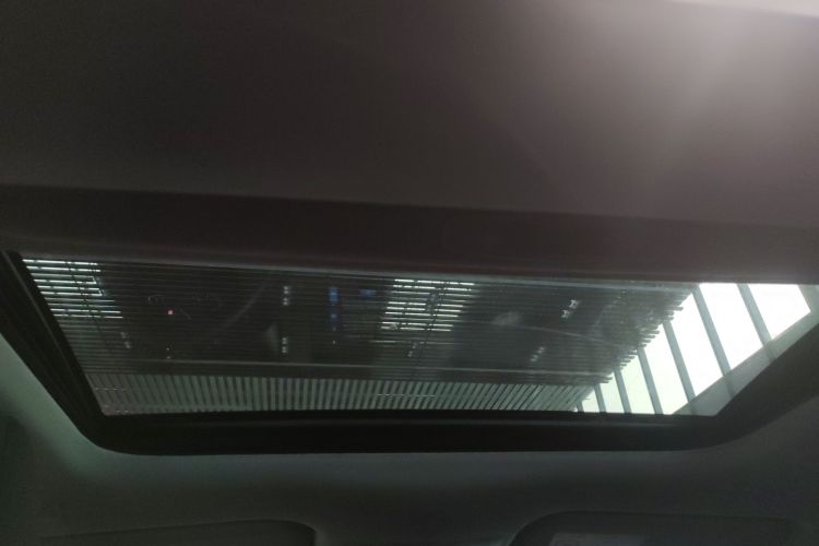 丰田 卡罗拉锐放 2022款 2.0L 精英版中控内饰22