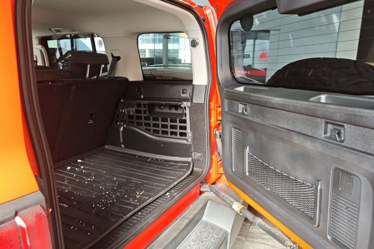 坦克300 2021款 越野版 2.0T 征服者机舱底盘23