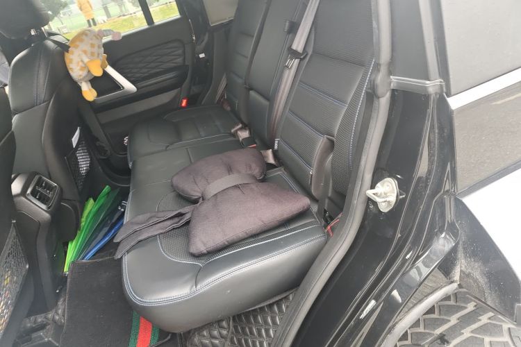 北京越野 北京BJ40 2019款 PLUS 2.3T 自动四驱尊享版 国VI中控内饰21