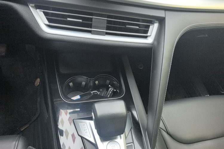 比亚迪 宋Pro 2019款 1.5T 自动精英型中控内饰16